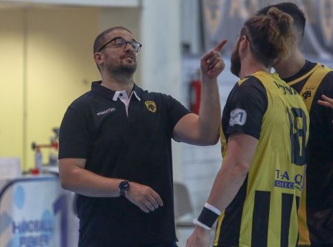 Δημητρούλιας : «Καθαρίσαμε πολύ νωρίς το παιχνίδι» (Vid)