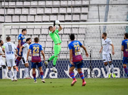 Απείλησε με Ριένστρα ο Βόλος, απάντησε με Τσόλακ ο ΠΑΟΚ (vids)