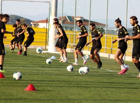 ΑΕΚ : Ατομικό για τέσσερις στα Σπάτα