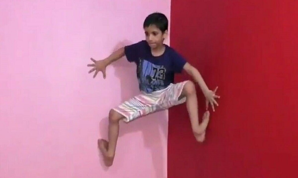 Το 7χρονο αγόρι που ανεβαίνει τοίχους σαν τον Spider-Man (vid)