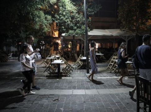 Κορωνοϊός : Τρομάζει το ρεκόρ διασωληνωμένων – Ποιες περιοχές «κοκκινιζουν» στον χάρτη