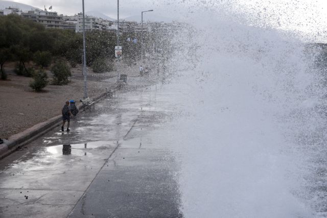 Νέο έκτακτο δελτίο καιρού : Πού θα χτυπήσουν τα έντονα φαινόμενα