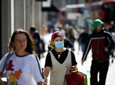 Βρετανία : Διπλασιάζονται κάθε 8 ημέρες οι ασθενείς στα νοσοκομεία – Πιθανό lockdown