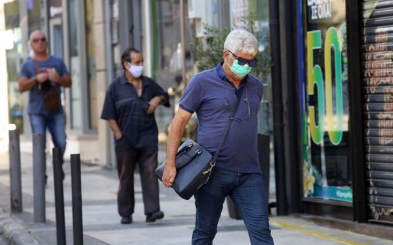 Κορωνοϊός : Φόβοι για νέα έξαρση της πανδημίας το φθινόπωρο – Προβληματίζει η διασπορά στις ηλικίες 50-60 ετών