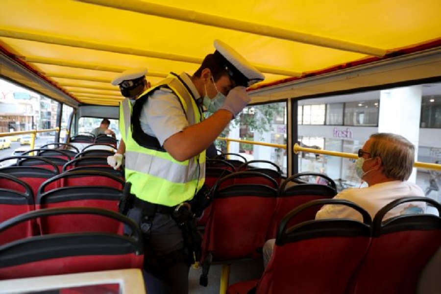 Κορωνοϊός : 9 παραβάσεις λειτουργίας καταστημάτων και 193 για μη χρήση μάσκας