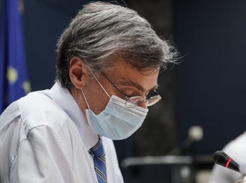 Κορωνοϊός : Εκνευρισμός Τσιόδρα για τα fake news – «Με ανησυχεί η απροθυμία ανθρώπων να ακούσουν τα δεδομένα»