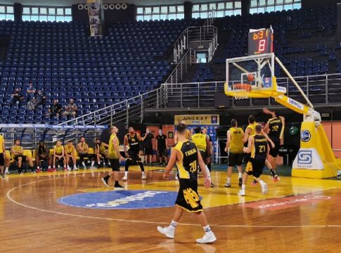 Καμπερίδης : «Καλύτερο κριτήριο για την ομάδα όταν μπουν όλοι οι παίκτες»