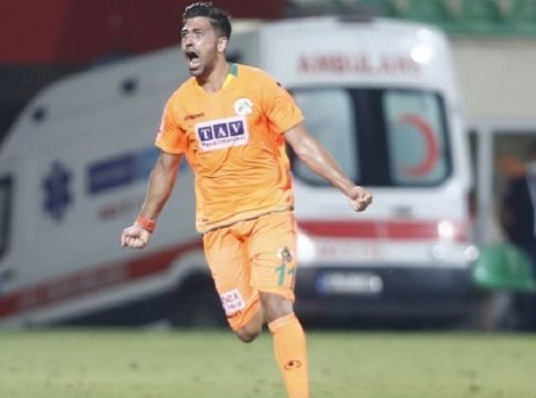 «Δεν έχουμε πρόταση από την Φενερμπαχτσέ για τον Μπακασέτα»