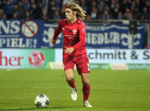 «Ολυμπιακός και Γουέστ Μπρομ ενδιαφέρονται για τον Σόσα»