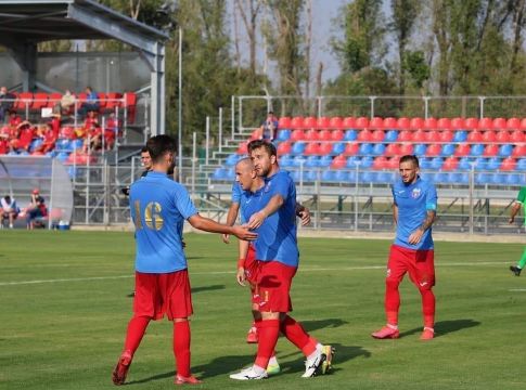 Στεάουα : 14 παίκτες θετικοί στον κορωνοϊό!