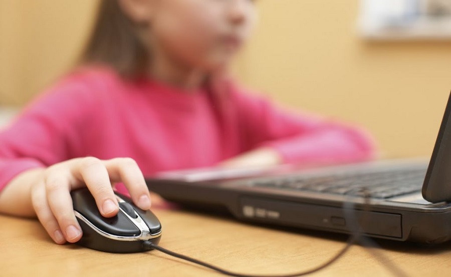 Κορωνοϊός : Τηλεκπαίδευση ή και διαδικτυακά τμήματα για όσους μαθητές νοσήσουν