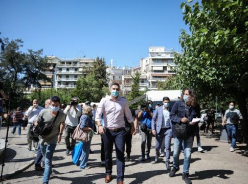 Κικίλιας : «Η καθολική χρήση μάσκας έχει πέσει στο τραπέζι των ειδικών»