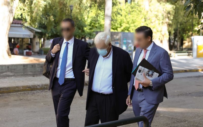 Folli Follie : Προφυλακίστηκαν Δημήτρης και Τζώρτζης Κουτσολιούτσος