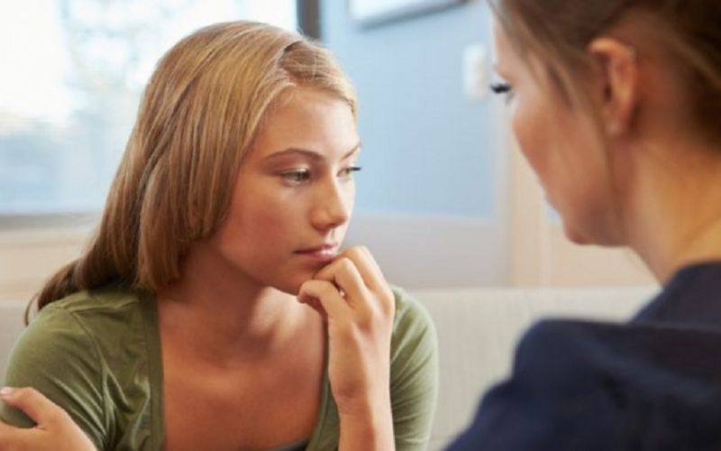 Κλινική κατάθλιψη : Ποια είναι τα βασικά συμπτώματα με απλά λόγια