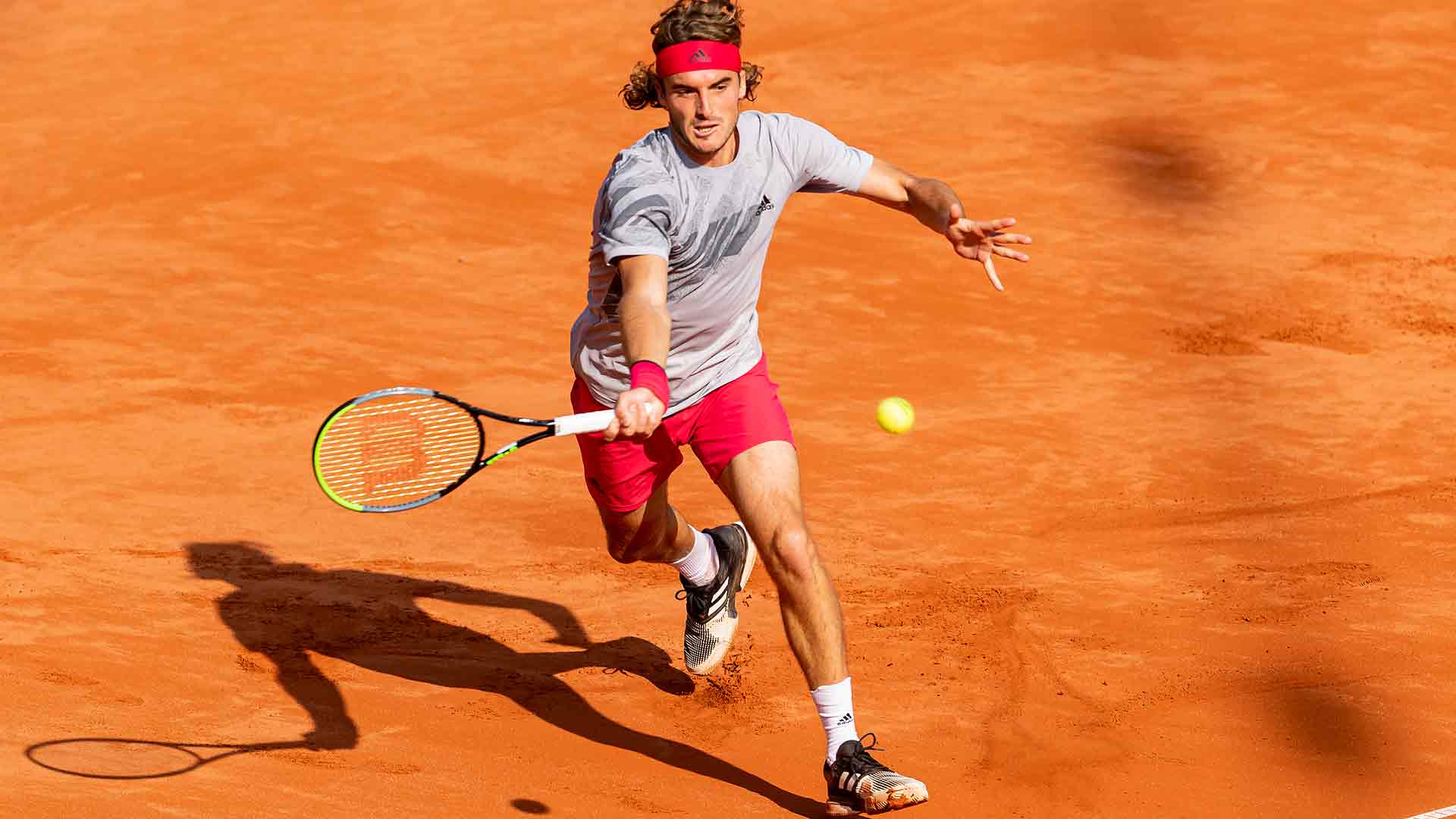 Ρίχνεται στη «μάχη» του Roland Garros ο Τσιτσιπάς