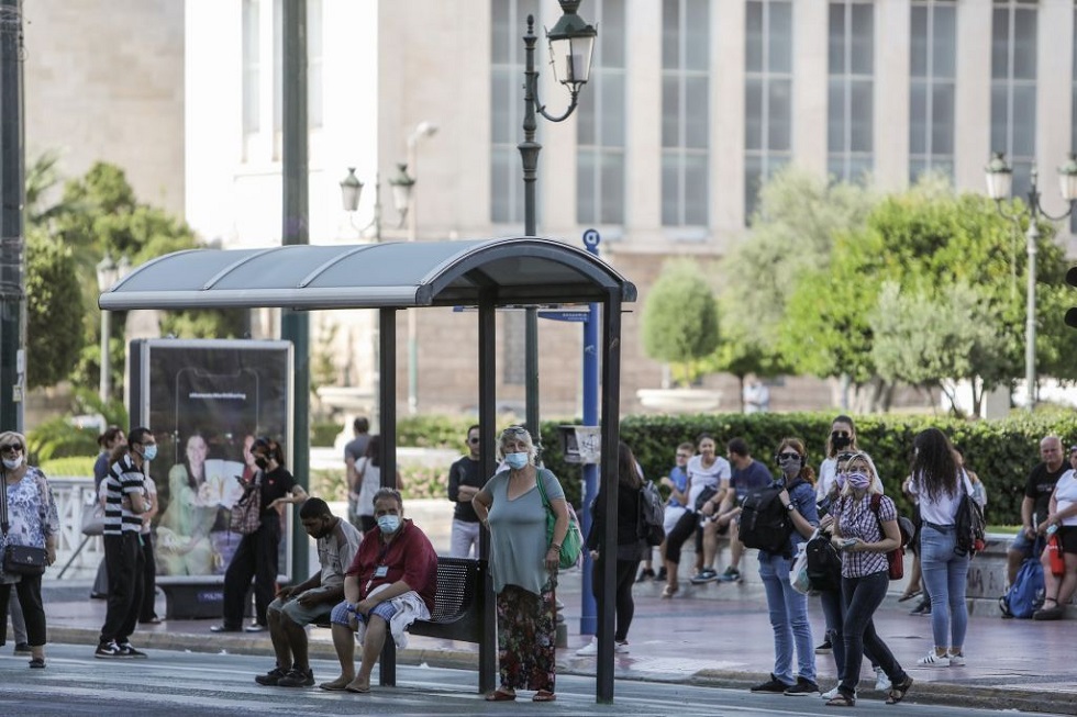 Κορωνοϊός : Η έκρηξη κρουσμάτων στην Αττική φέρνει… μάσκες παντού – Ποια μέτρα είναι στο τραπέζι