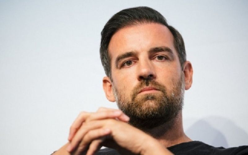 Κατηγορείται για παιδική πορνογραφία ο Μέτζελντερ