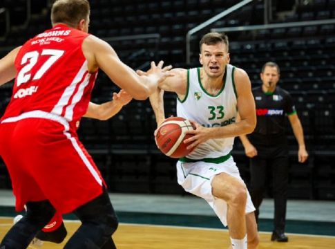 Τρίποντη «ραψωδία» της Ζαλγκίρις κόντρα στη Γιουβέντους