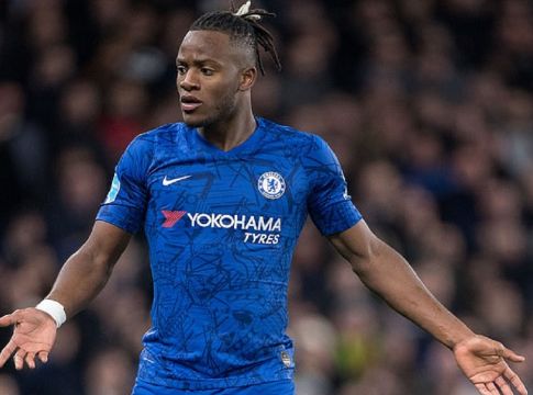 «Ανανεώνει και φεύγει από την Τσέλσι ο Μπατσουαγί»