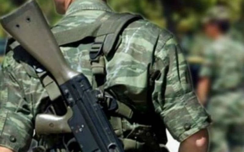Μητσοτάκης : «Εξετάζουμε την υποχρεωτική στράτευση στα 18»