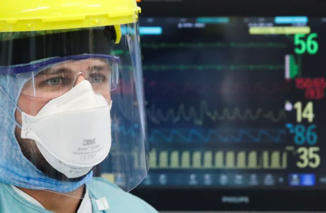 Κορωνοϊός : Ποιο είναι το μυστικό για αναχαίτιση των κρουσμάτων