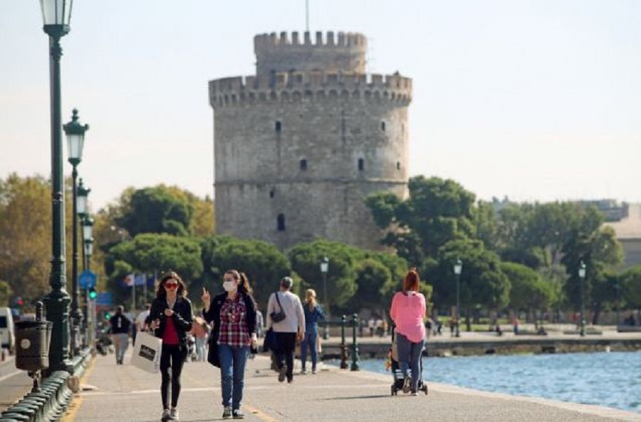Κορωνοϊός : Σε επίπεδα Αττικής τα κρούσματα στη Θεσσαλονίκη – «Φλέγεται» η Βόρεια Ελλάδα