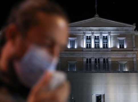 Κορωνοϊός : Εφιάλτης με τα ενεργά κρούσματα στην Αττική – Νοσούν 28.000 έως 40.000 άνθρωποι
