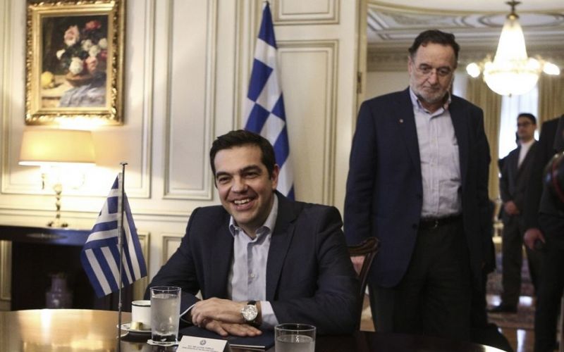 «Ρουκέτες» Λαφαζάνη κατά Τσίπρα: «Αλέξη, τώρα θυμήθηκες τους πλειστηριασμούς;»