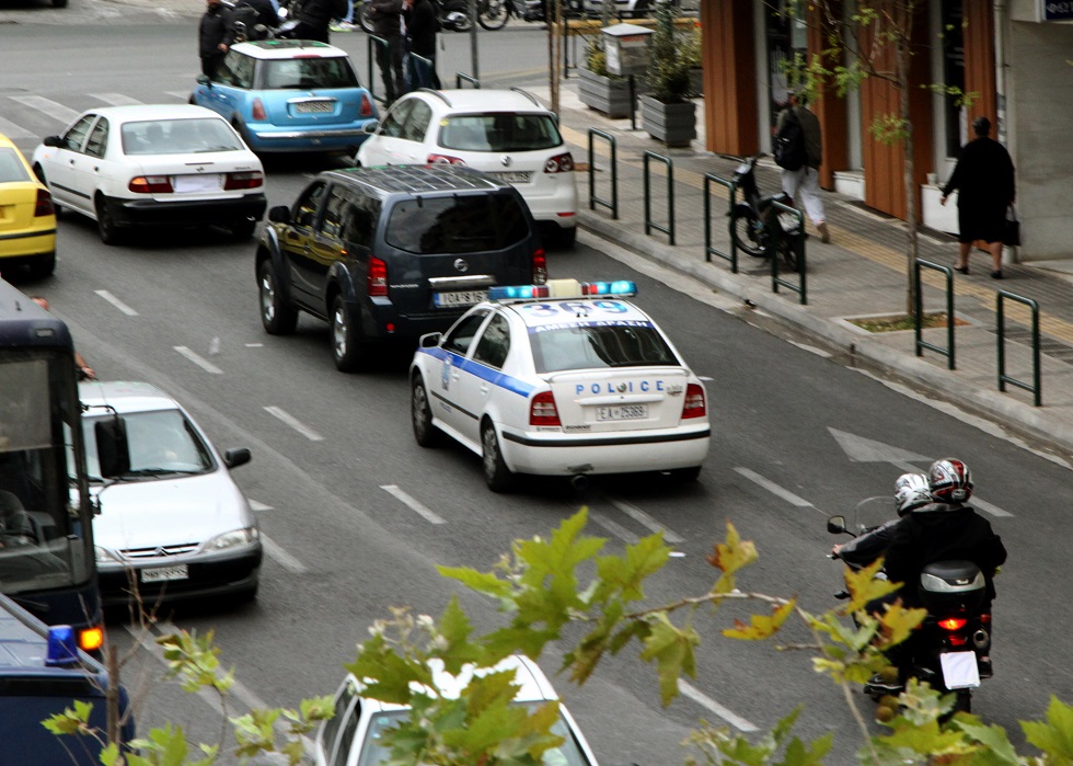 Χρυσή Αυγή : Ύποπτοι φάκελοι στο γραφείο της εισαγγελέως Αδαμαντίας Οικονόμου