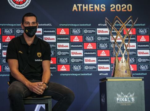 Ζήσης : «Το ξέρω ότι μας θεωρούν φαβορί, θα είναι ένας μεγάλος τελικός»