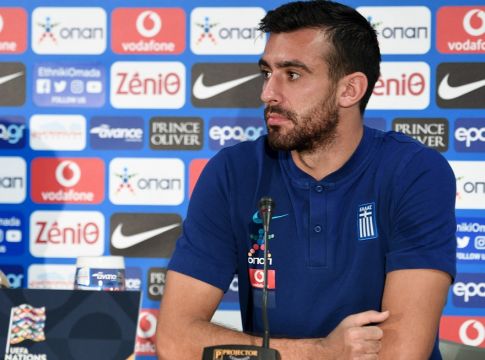 Σβάρνας : «Να παίξουμε επιβλητικό ποδόσφαιρο, προσοχή στις αντεπιθέσεις των Μολδαβών»