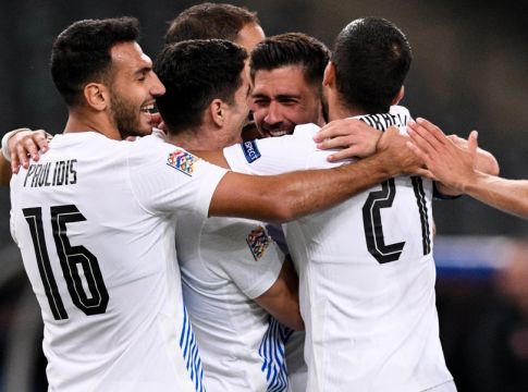 Εθνική Ελλάδας : Νίκη για να «πατήσει» γερά στην κορυφή