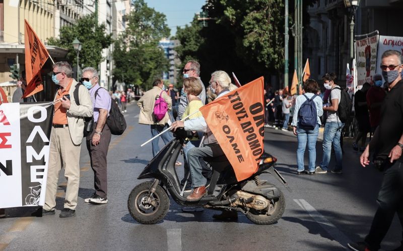 Απεργία ΑΔΕΔΥ : Κυκλοφοριακό χάος στο κέντρο – Κλειστοί δρόμοι, καθυστερήσεις στα ΜΜΜ