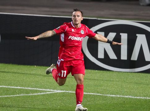 Μποτεάκ : «Αν μας έλεγαν ότι θα παίρναμε βαθμό θα το… υπογράφαμε»