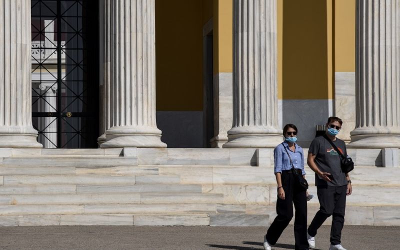 Κορωνοϊός : Oι 13 νομοί στην «επικίνδυνη ζώνη»