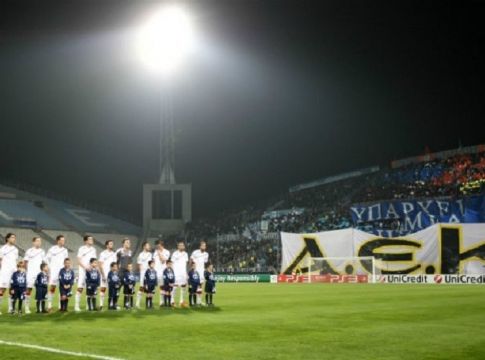 Οπαδοί της ΑΕΚ στο ξενοδοχείο της Μαρσέιγ! (vid)