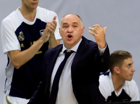 Λάσο : «Τρομερά άδικο κάποιοι να παίζουν με κόσμο και άλλοι όχι»