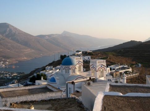 Κορωνοϊός : Χωρίς κρούσματα η Αμοργός – Έπεσε στο επίπεδο 1