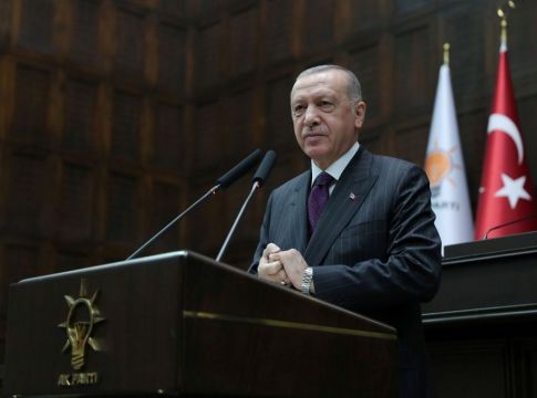 Ερντογάν : Κινούμαστε προς τους στόχους μας – Όχι εκεί που μας σπρώχνουν οι άλλοι