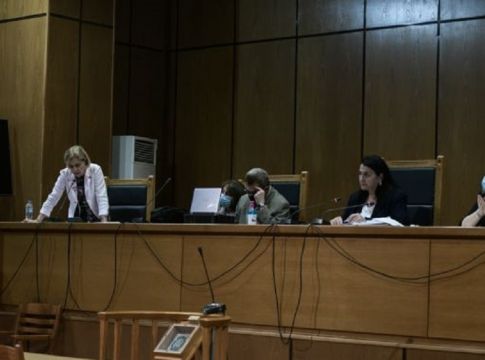 Χρυσή Αυγή : Διέκοψε το δικαστήριο – Την Παρασκευή η απόφαση για τα ελαφρυντικά