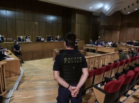 Δίκη Χρυσής Αυγής : Έφτασε η ώρα των ποινών – Ποια είναι τα επόμενα βήματα