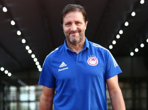 Ολυμπιακός : Ο Θρύλος να σηκώσει…