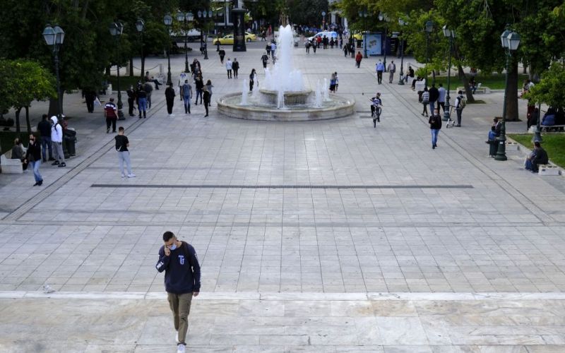 Ποιες επιχειρήσεις παραμένουν ανοιχτές – Τι ισχύει για μετακινήσεις, χρήση μάσκας και τηλεργασία