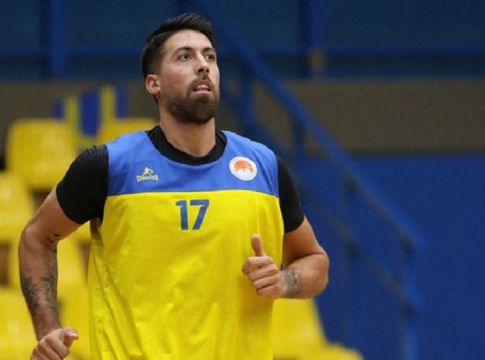 Αθηναίου : «Είμαστε τυχεροί που συνεχίζουμε την καθημερινότητά μας»