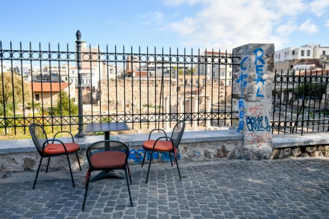 Κορωνοϊός : Τι ισχύει για εστίαση, διασκέδαση και γυμναστήρια ανάλογα με το επίπεδο κινδύνου