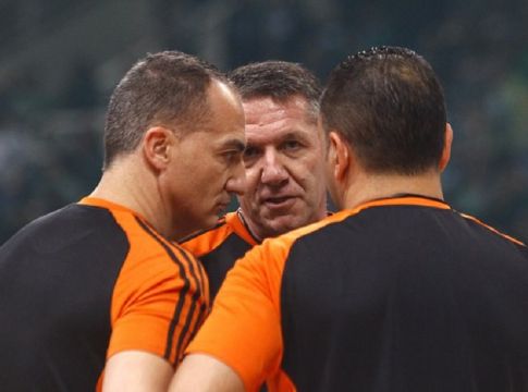 Αυτοί σφυρίζουν στο ντέρμπι «αιωνίων»