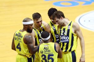Φενέρμπαχτσε – Πέτκιμσπορ 93-70
