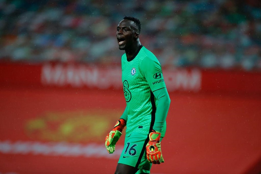 Ο Μεντί αποθεώθηκε στην Σενεγάλη για την κατάκτηση του Champions League (vid)
