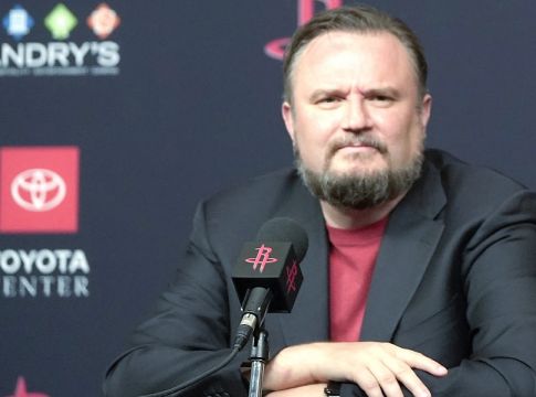 «Στους Σίξερς ο Νταρίλ Μόρεϊ»!