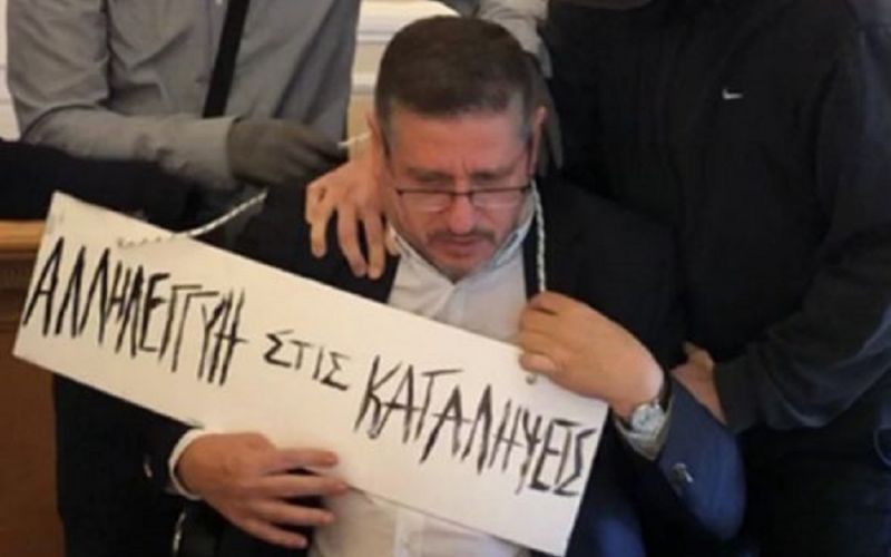 Άλλο ακτιβισμός άλλο καφρίλα
